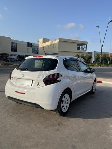 Voiture 208 - 2