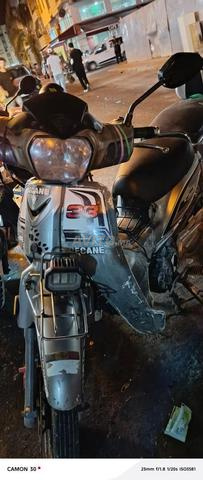 Moto d’occasion à vendre en bon état - 2