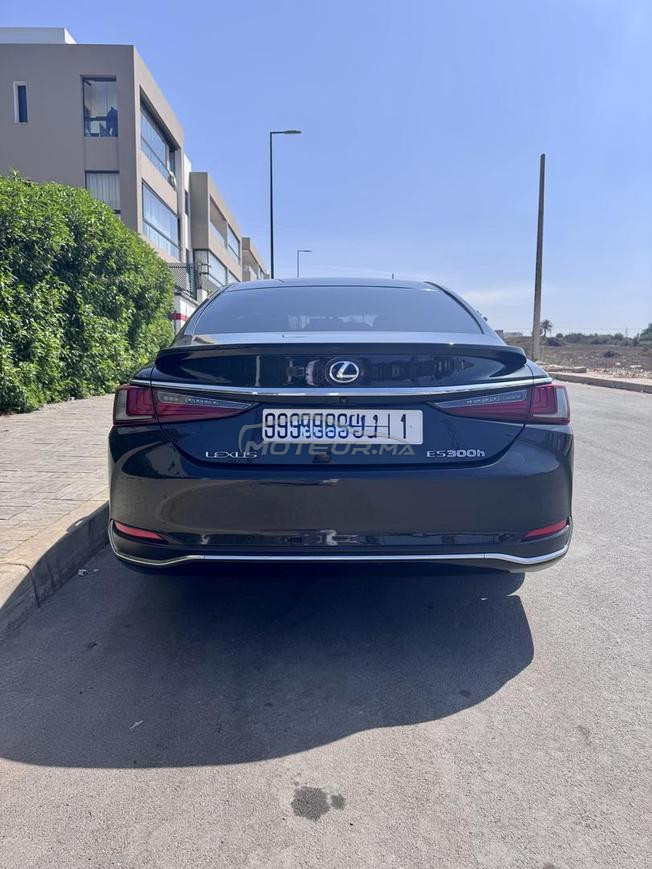 Lexus ES300 h Luxury 218 CV BVA en excellent état
