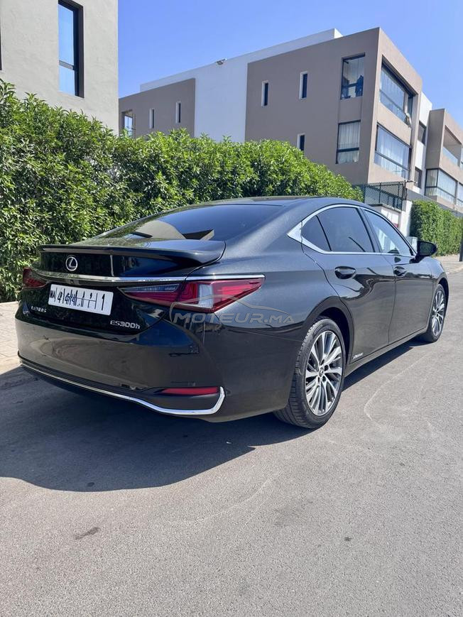 Lexus ES300 h Luxury 218 CV BVA en excellent état