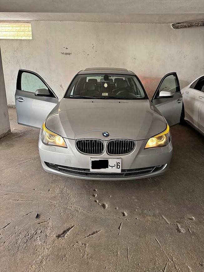 BMW E60 528i