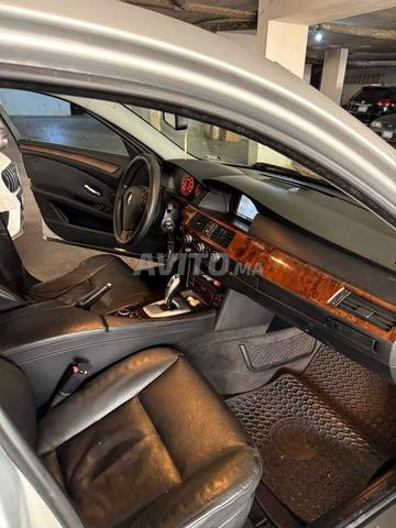 BMW E60 528i - 2