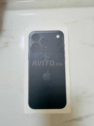 آيفون 18 برو ماكس Esim
