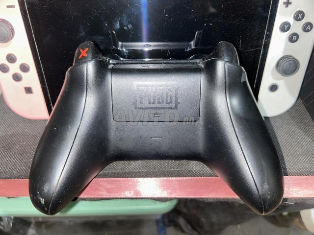 Manette édition PUBG, un emplacement de batterie ne fonctionne pas - 2