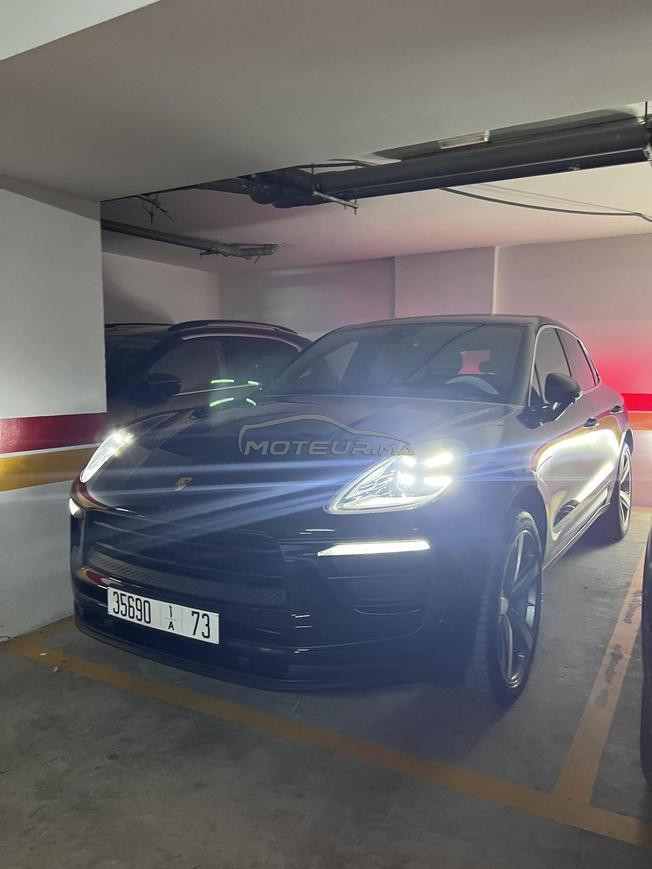 Porsche Macan Essence Automatique 2023 à Bouskoura