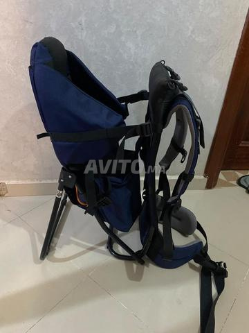 Sac à dos porte-bébé en très bon état à vendre - 2