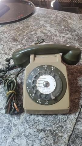 Je mets un téléphone fixe à vendre - 2
