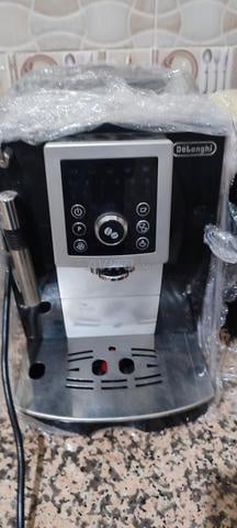 Delonghi, je viens de la recevoir de l'étranger, éteinte