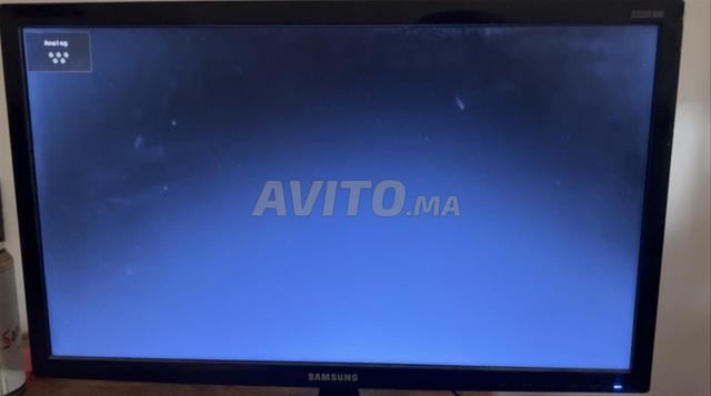 شاشة سامسونج HDMI/VGA