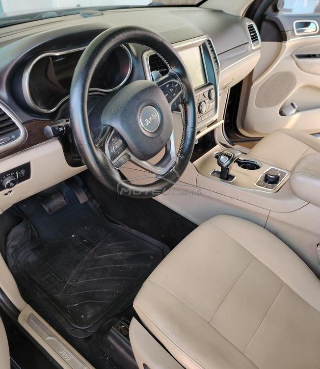 jeep grand cheroker bien entretenu a vendre urgent