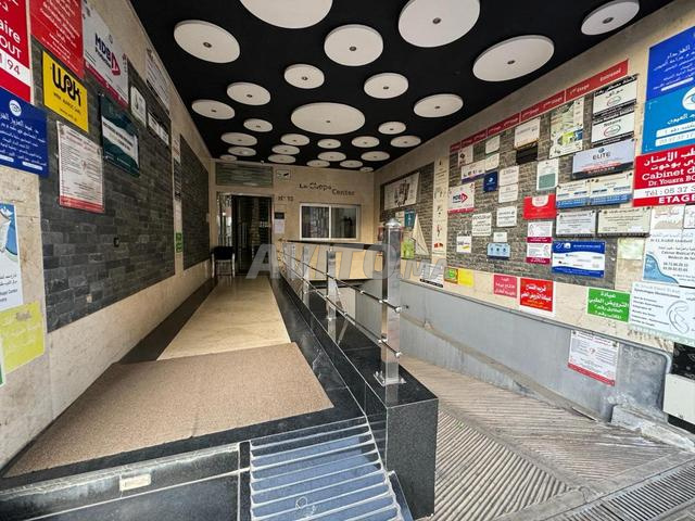 Spacieux plateau bureau - 2
