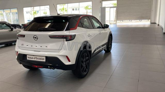 Opel Mokka Essence Automatique 2023 à Casablanca - 2