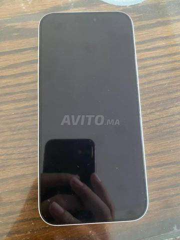 je vends mon téléphone portable iphone - 2