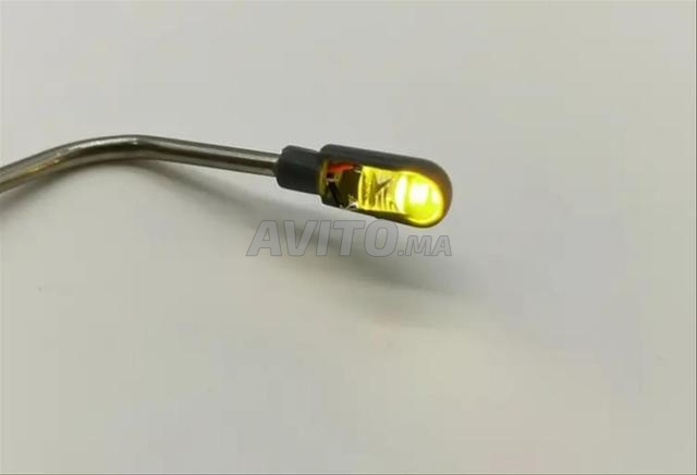 Lampadaires (pour maquettes miniatures) - 2