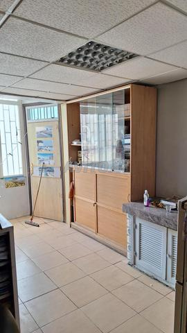 Mobilier de bureau à vendre - 2