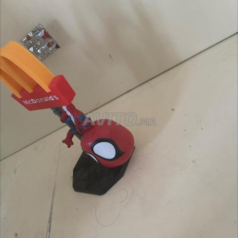 Jouet exclusif Spiderman de McDonald's à vendre - 2
