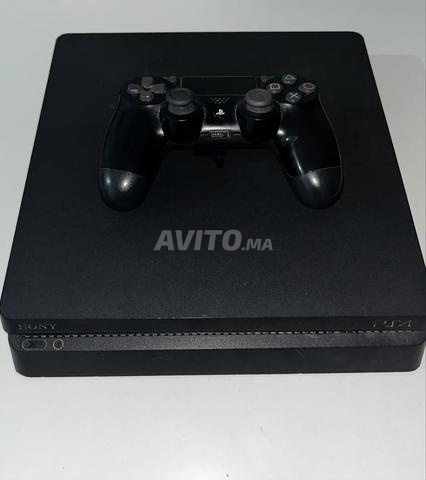PS4 slim avec manette - 2