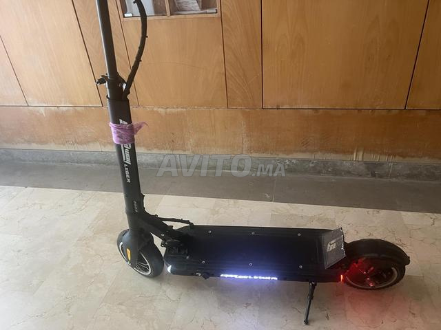 سكوتر سريع وخفيف مع شاحن - 2
