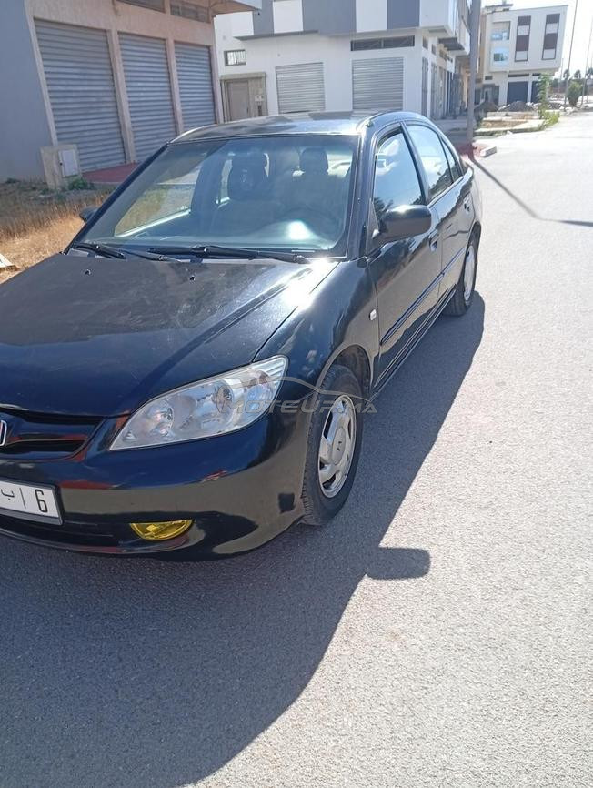 Honda Civic Essence Manuelle 2004 à Ain Aouda