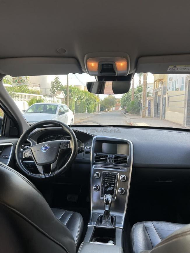 volvo xc60 2016