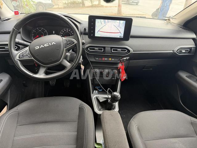 Dacia Logan 2023 toute option 0 peinture - 2