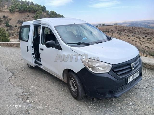 Voiture Dacia Dokker