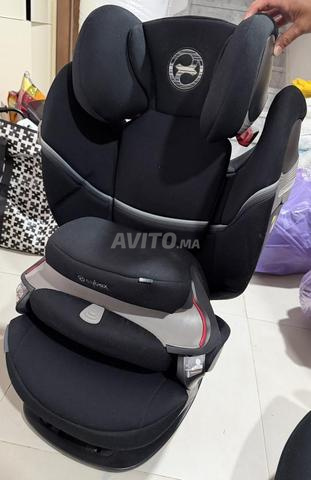 مقعد سيارة Cybex Pallas – أسود – حالة جيدة جداً