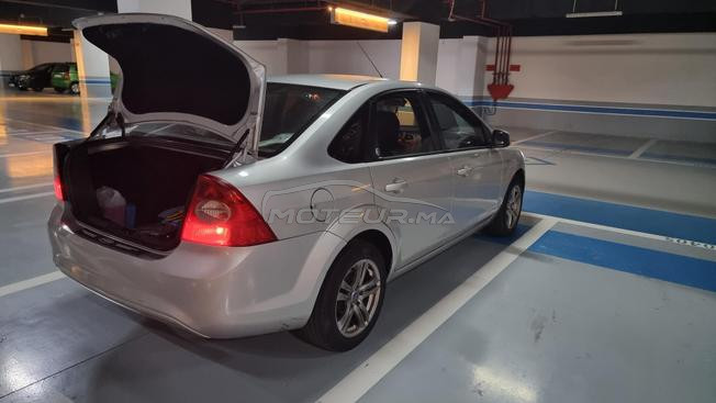 ford focus ghia 