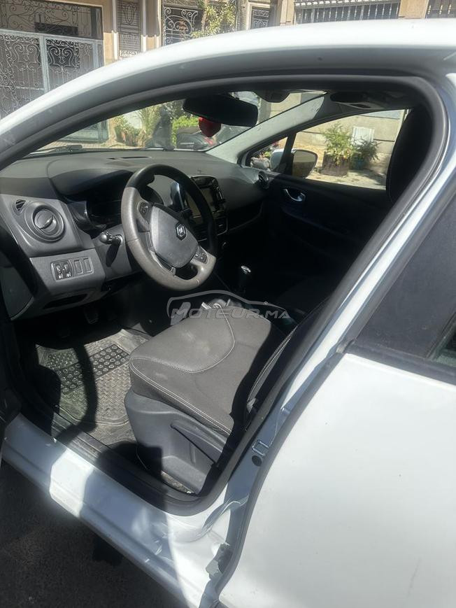 Clio 4 a vendre excellente