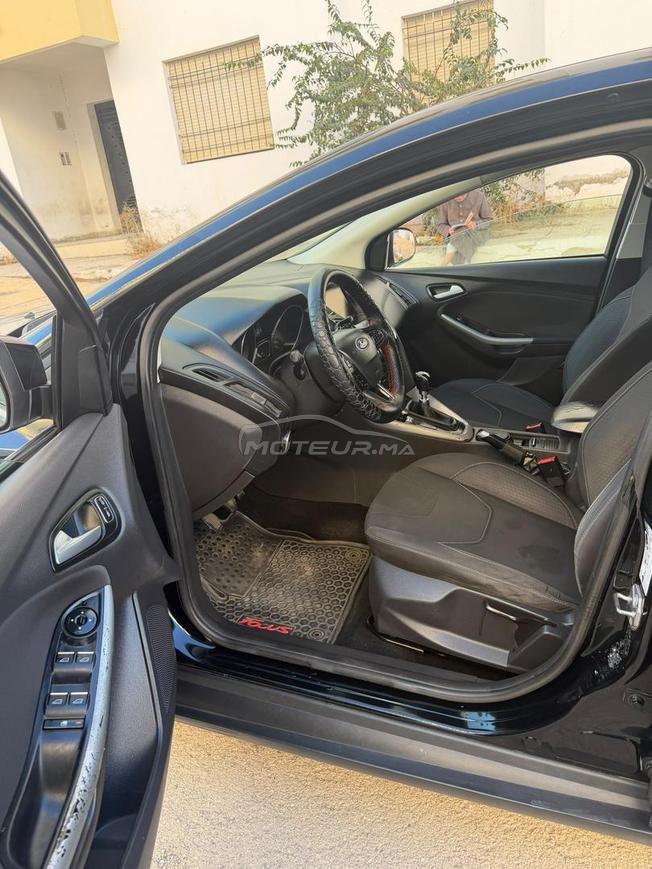slt je metes en la voiture ford focus 