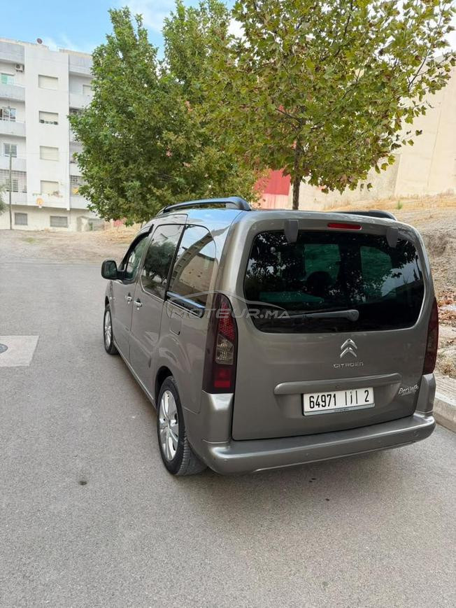 slt je metes en ma voiture 