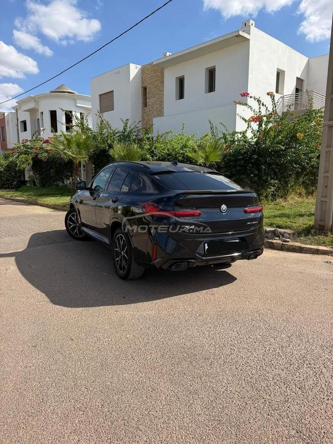voiture bmw x4 en tres tres bonne état tt options 