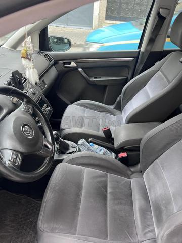 Volkswagen Touran Diesel Manuelle 2015 à Tanger - 2