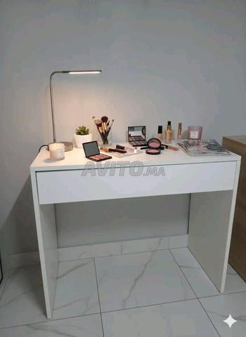Bureau de livraison gratuit - 2