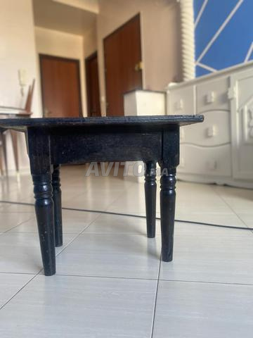 2 tablettes à vendre - 2