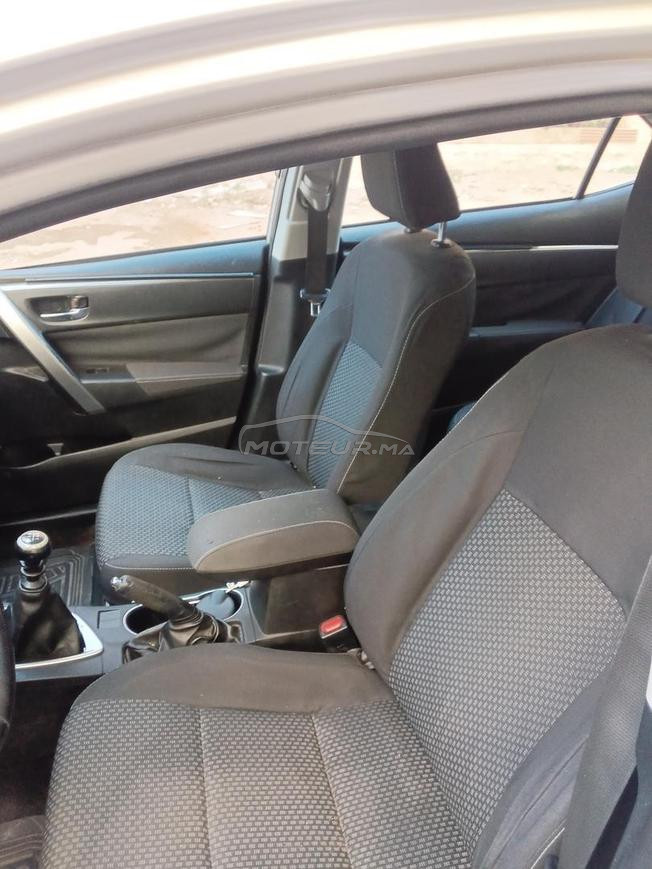 Toyota corolla modèle 2016 touts options 