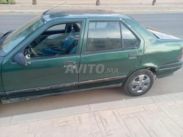 Renault R19 Diesel Manuelle 1990 à Rabat - 2
