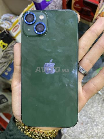 iPhone 13 normal officiel