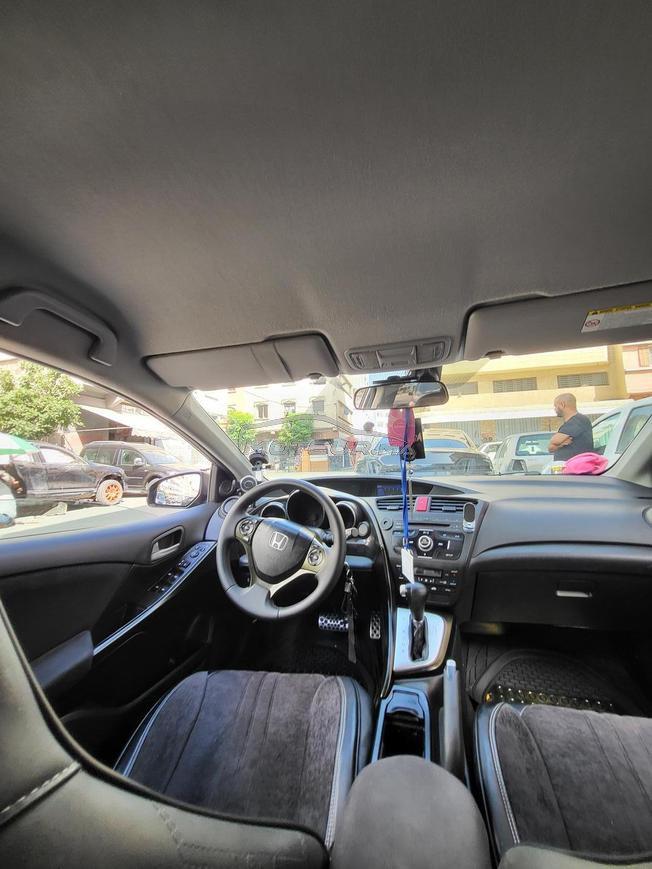 HONDA CIVIC 1.8 i-VTEC HATCHBACK AUTOMATIQUE