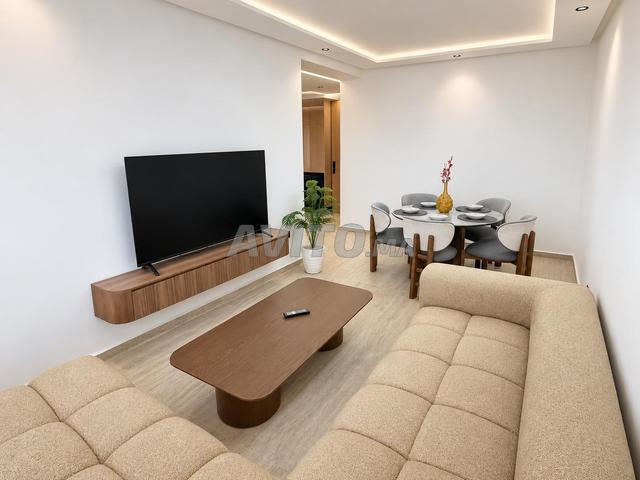 شقة رائعة جديدة ومفروشة - 2