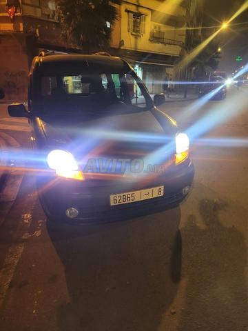 Renault Kangoo bon état modèle 2011 6 places - 2