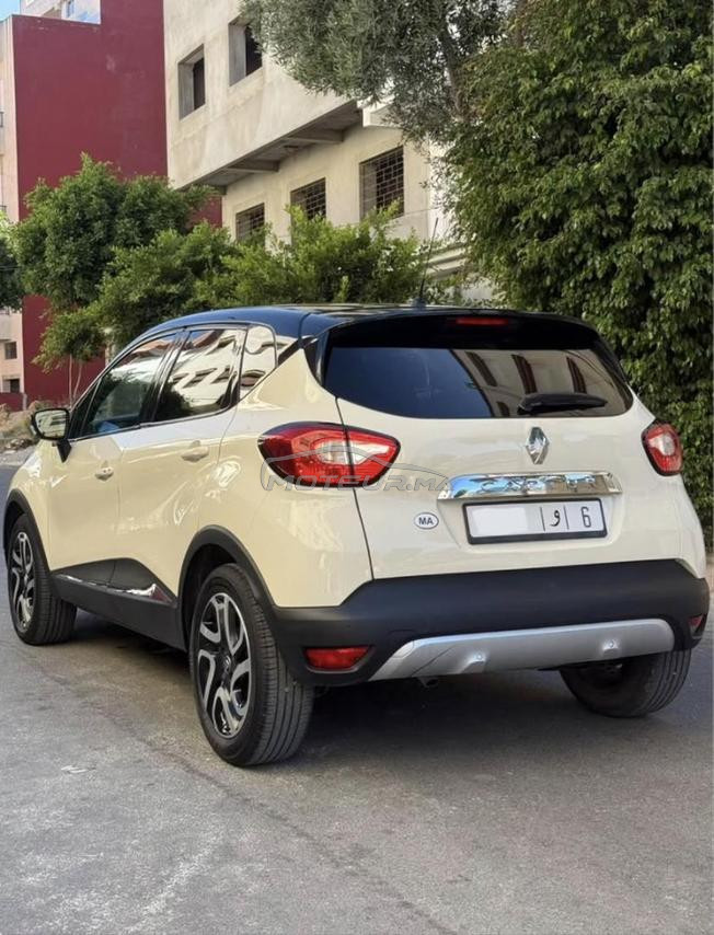 RenauIt captur model 2017