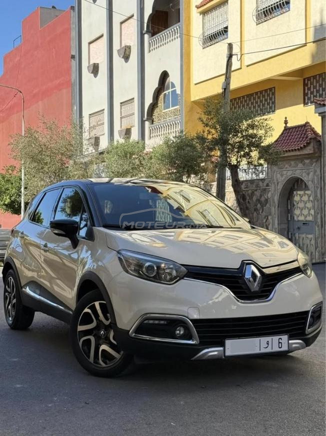 RenauIt captur model 2017