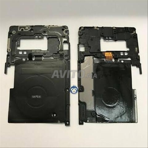 Je vends batterie et écouteurs sans fil Samsung Note 8 prix 100dh - 2