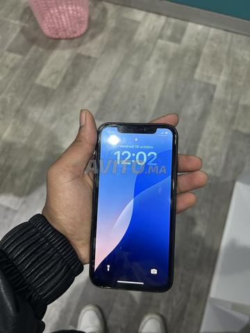 iPhone XR - 2