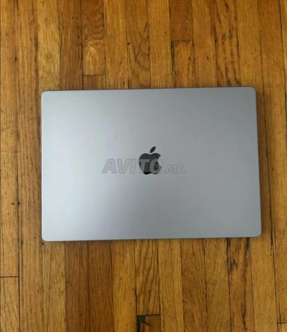 MacBook Pro 16 pouces M2 Pro 16GB 512GB MDM