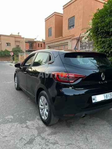 Renault Clio Essence Manuelle 2023 à Marrakech - 2