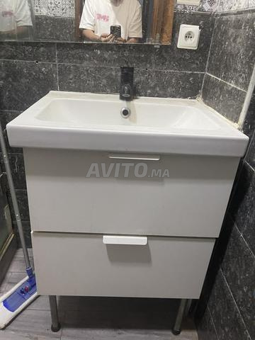 Lavabo avec meuble