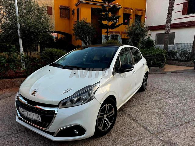 Peugeot 208 diesel 6ch 2018