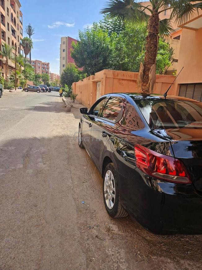 Peugeot 301 Diesel Manuelle 2022 à Marrakech